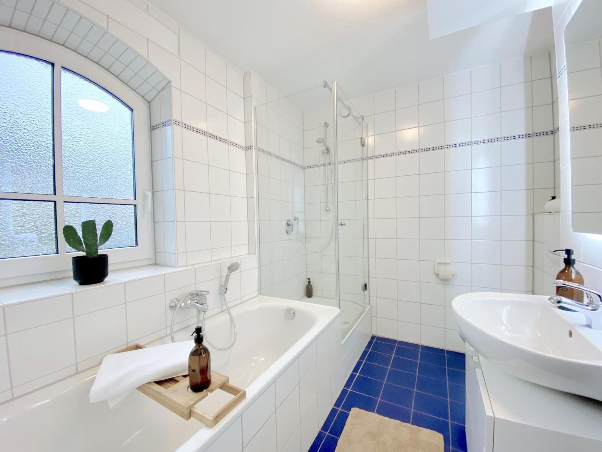 Snug Stays I 3 Zimmer Design Apartment Am See Mit Garten I Home Office I Highspeed Wifi Weßling 外观 照片